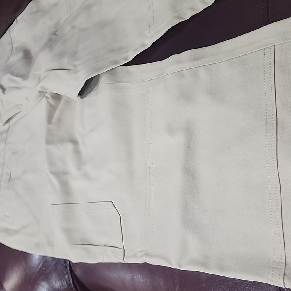 Capri pants - Picture 2 of 5